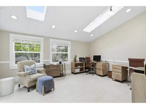 16 Del Prado Street Lake Oswego OR 97035