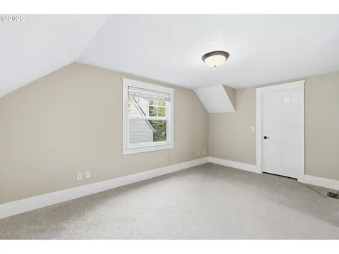 16 Del Prado Street Lake Oswego OR 97035