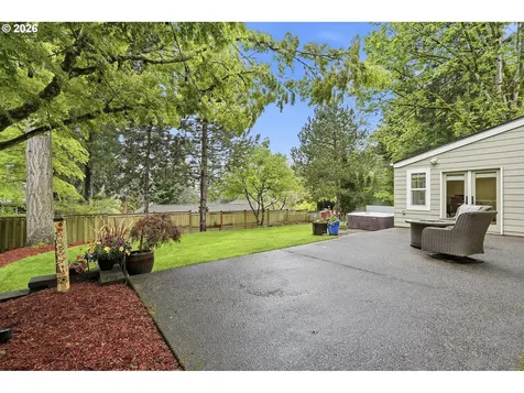 16 Del Prado Street Lake Oswego OR 97035