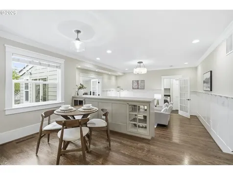 16 Del Prado Street Lake Oswego OR 97035