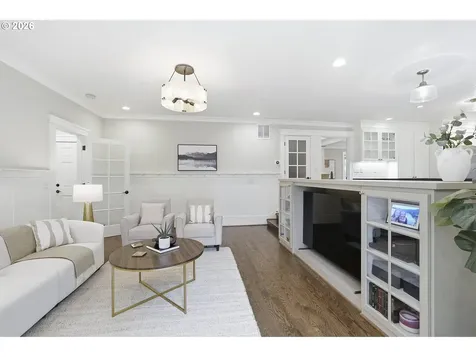 16 Del Prado Street Lake Oswego OR 97035