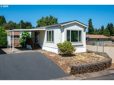 4995 Sunnyside Road SE Salem OR 97302