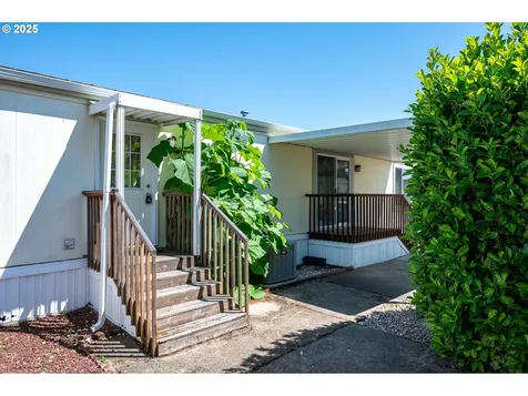 4995 Sunnyside Road SE Salem OR 97302