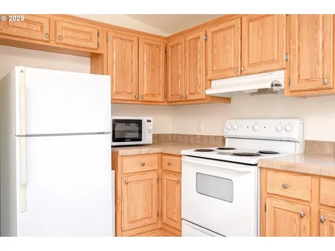 4995 Sunnyside Road SE Salem OR 97302