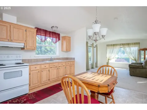 4995 Sunnyside Road SE Salem OR 97302