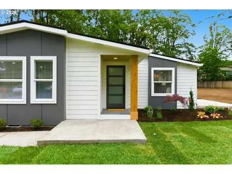 17200 SE Jennings Crest Lane Milwaukie OR 97267