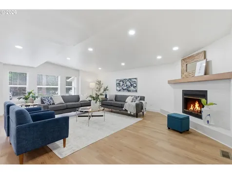 17200 SE Jennings Crest Lane Milwaukie OR 97267