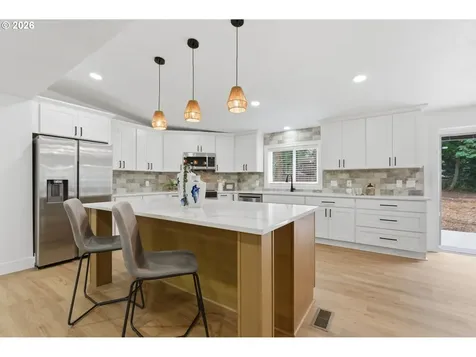 17200 SE Jennings Crest Lane Milwaukie OR 97267