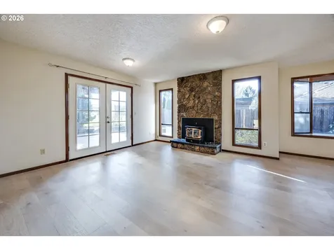 707 NW 104th Street Vancouver WA 98685
