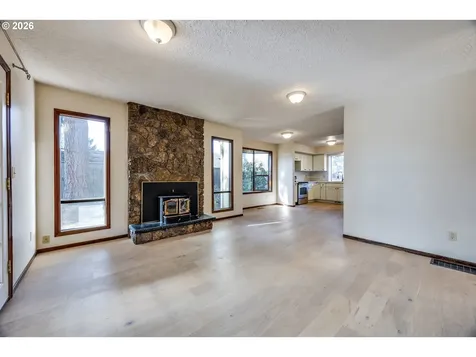 707 NW 104th Street Vancouver WA 98685