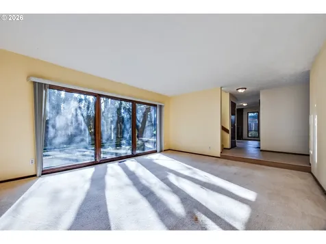 707 NW 104th Street Vancouver WA 98685