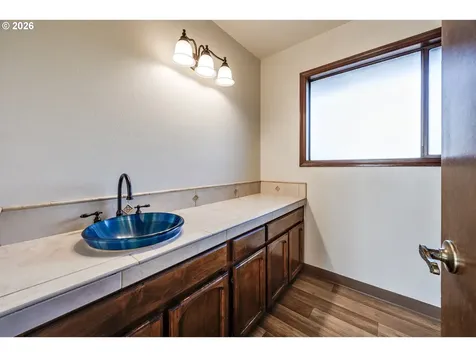 707 NW 104th Street Vancouver WA 98685