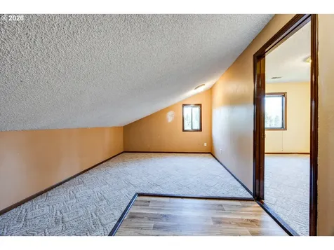 707 NW 104th Street Vancouver WA 98685