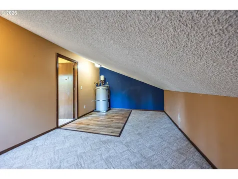707 NW 104th Street Vancouver WA 98685