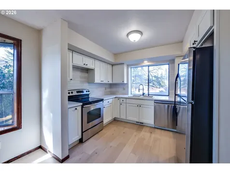 707 NW 104th Street Vancouver WA 98685