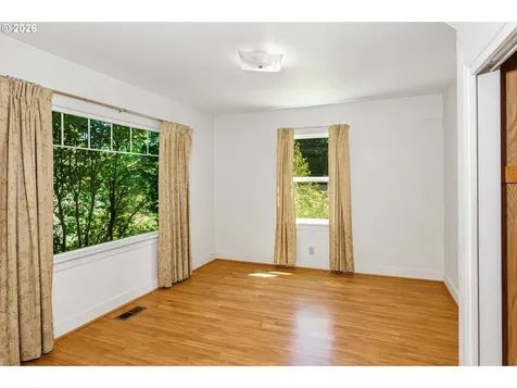 5010 SW Miles Street Portland OR 97219
