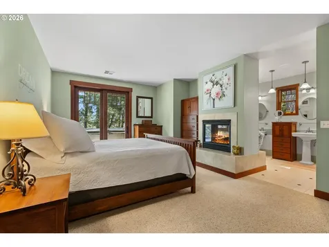 563 Lillian Lane Roseburg OR 97471