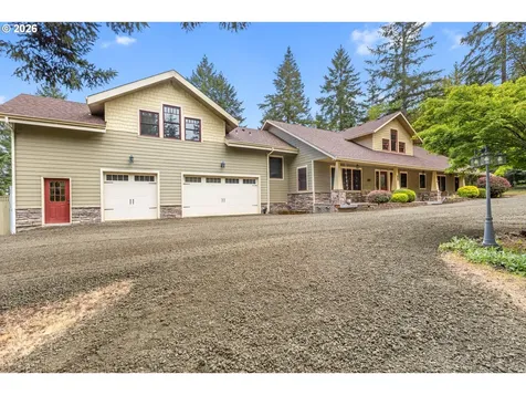 563 Lillian Lane Roseburg OR 97471