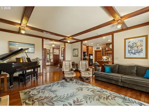 563 Lillian Lane Roseburg OR 97471