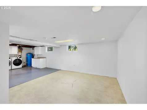 11007 SE Mccreary Lane Boring OR 97009