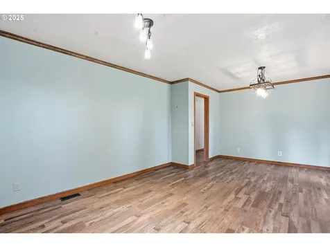5351 Meeker Drive Kalama WA 98625
