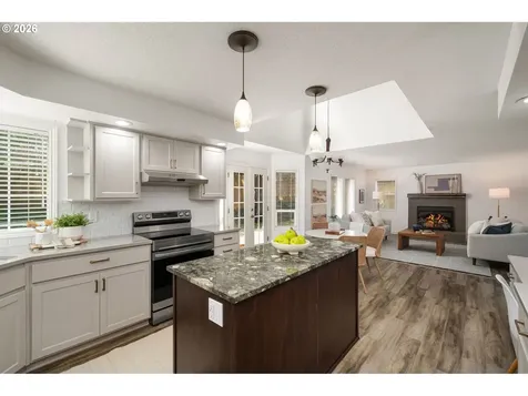 6475 SW Arranmore Court Portland OR 97223