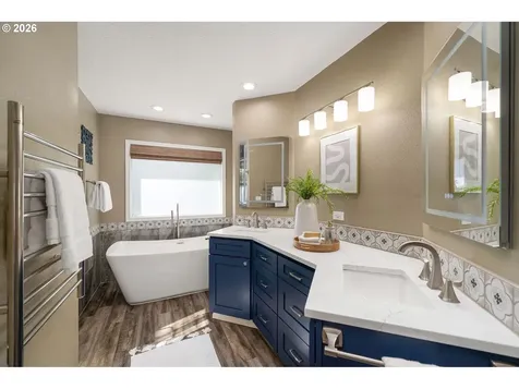 6475 SW Arranmore Court Portland OR 97223