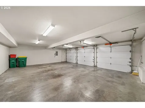 6475 SW Arranmore Court Portland OR 97223