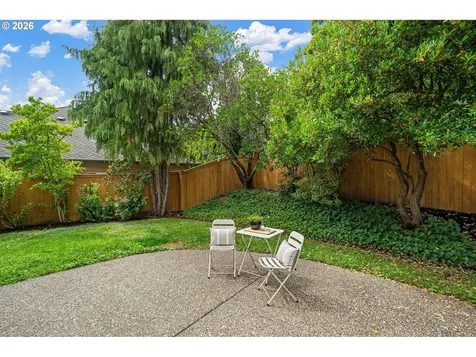 6475 SW Arranmore Court Portland OR 97223