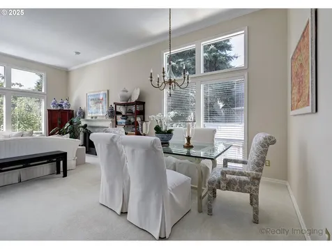 6414 SW Ash Creek Drive Portland OR 97219