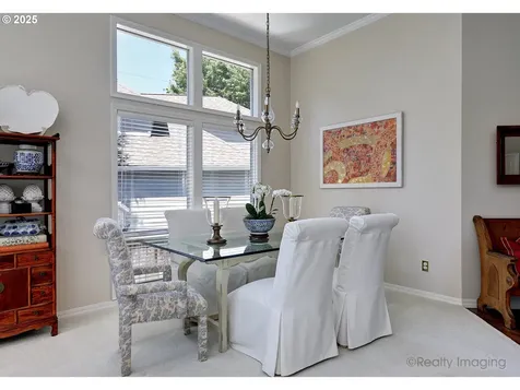 6414 SW Ash Creek Drive Portland OR 97219