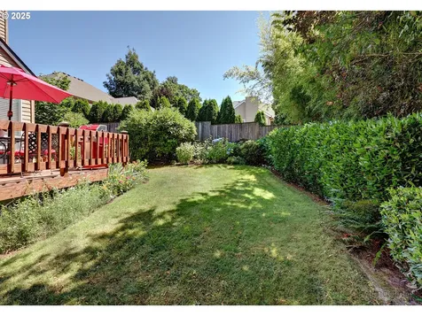 6414 SW Ash Creek Drive Portland OR 97219