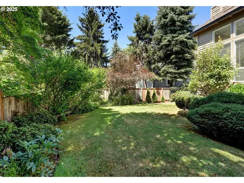 6414 SW Ash Creek Drive Portland OR 97219