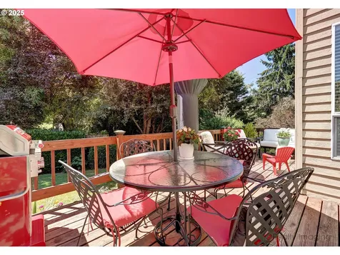 6414 SW Ash Creek Drive Portland OR 97219