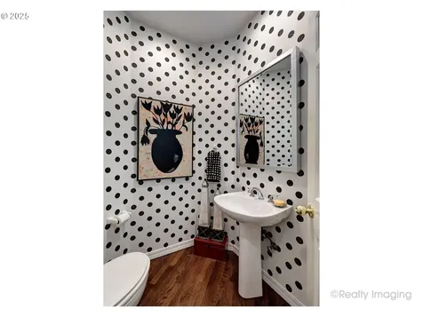 6414 SW Ash Creek Drive Portland OR 97219