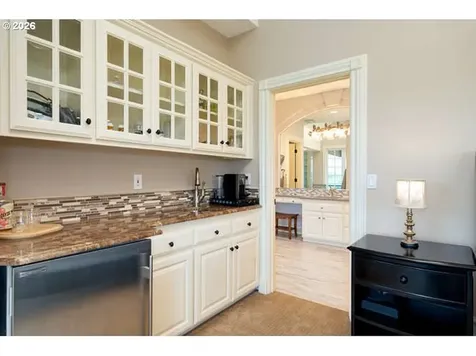 600 SE Arrow Creek Lane Gresham OR 97080