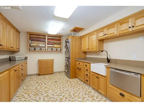 600 SE Arrow Creek Lane Gresham OR 97080