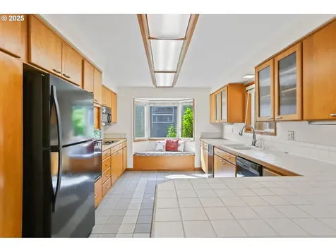 2335 5th Street Columbia City OR 97018
