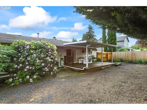 2335 5th Street Columbia City OR 97018