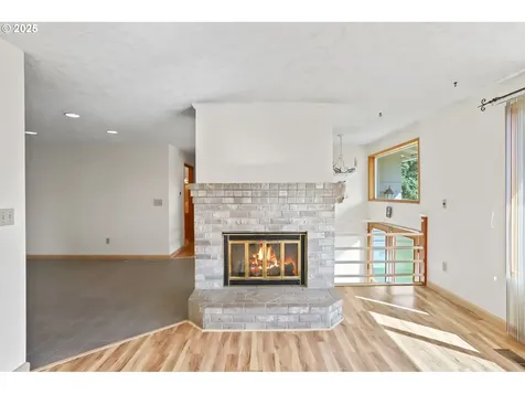 2335 5th Street Columbia City OR 97018