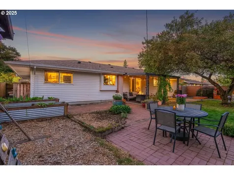 16824 SE Morrison Court Portland OR 97233