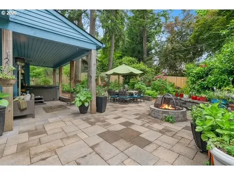 11924 SW 34th Avenue Portland OR 97219