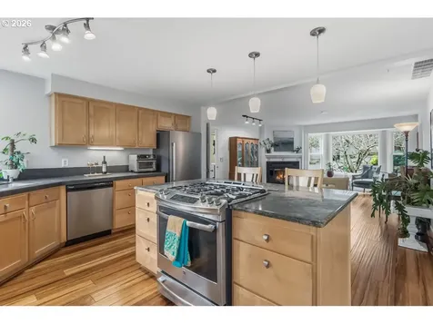 11924 SW 34th Avenue Portland OR 97219
