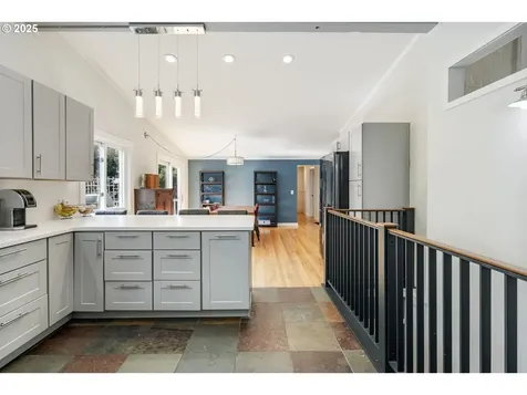 6410 SW Seymour Street Portland OR 97221