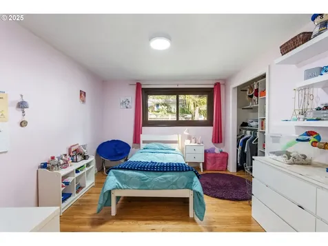 6410 SW Seymour Street Portland OR 97221