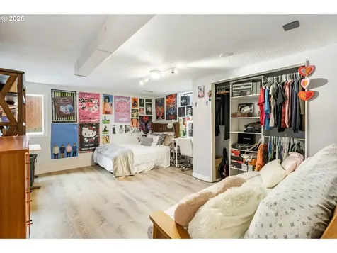 6410 SW Seymour Street Portland OR 97221