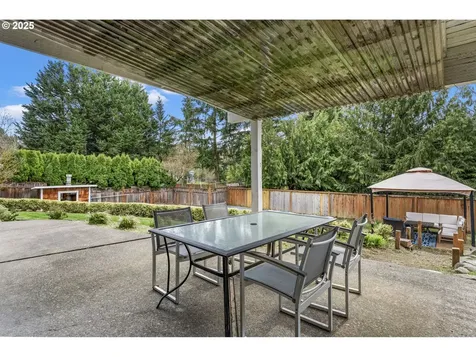 6410 SW Seymour Street Portland OR 97221