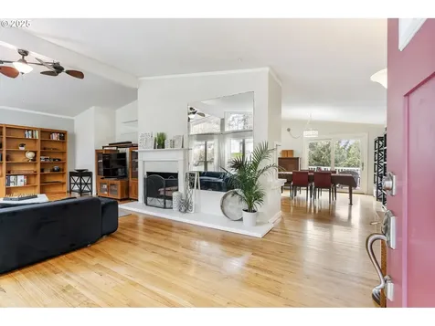 6410 SW Seymour Street Portland OR 97221