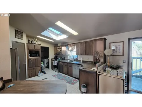 514 Eakin Road Azalea OR 97410