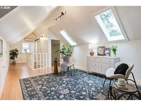 3642 SE 37th Avenue Portland OR 97202